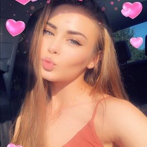 Meet your Posher, Haley